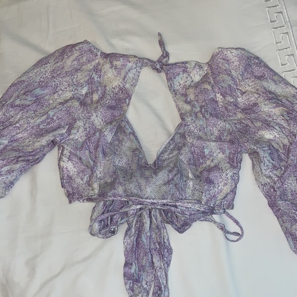 Skylar and Madison Cropped Blouse with Bow - Picture 6 of 6